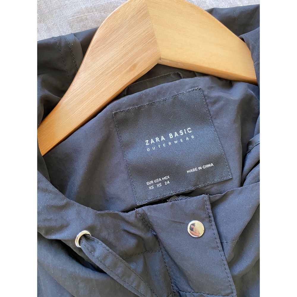 | new | Zara Lightweight Rain Jacket - Picture 3 of 3